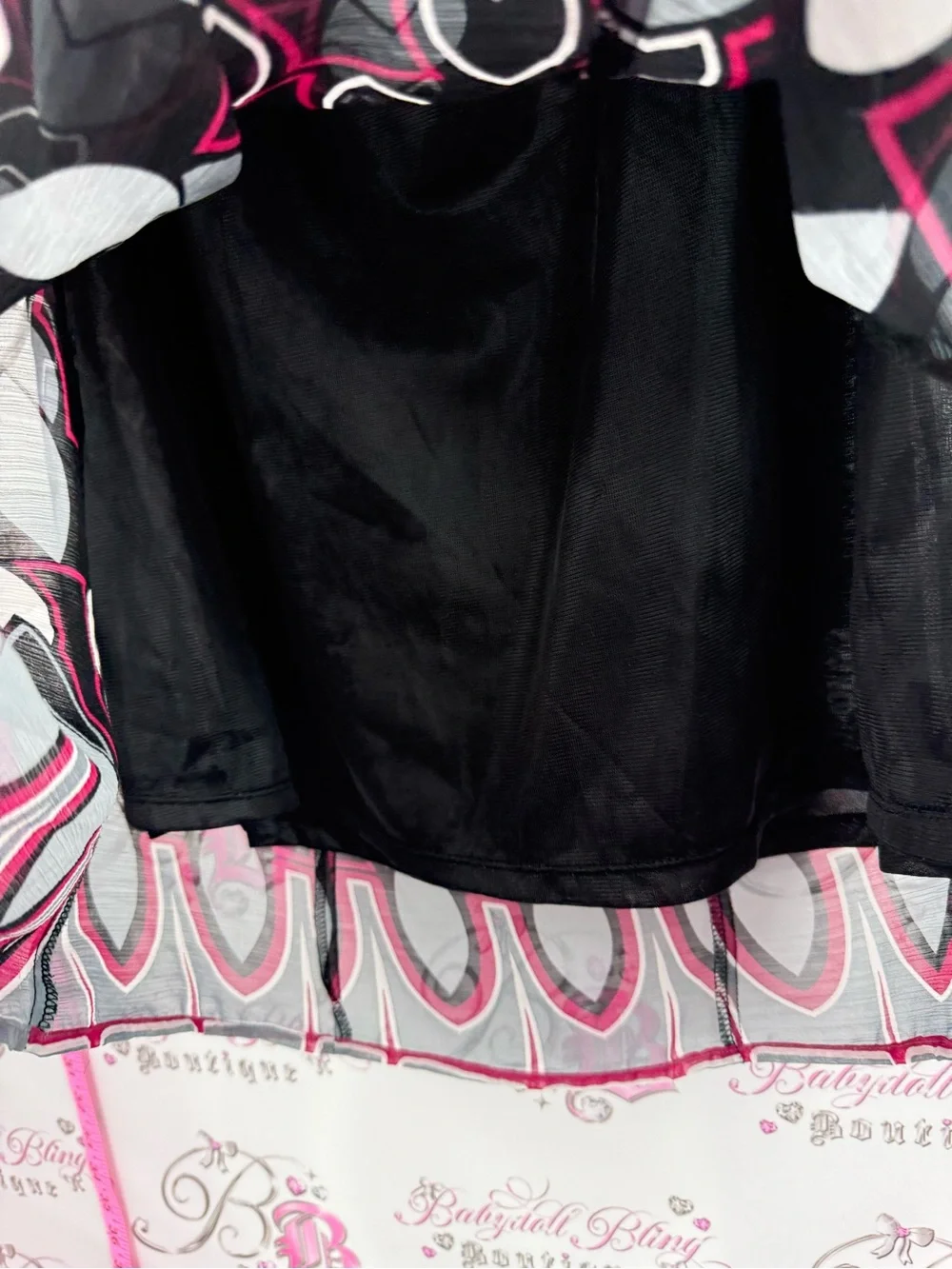 Jessica skirt y2k Black Geometric Print Skirt with Pink & Gray Accents - Picture 5 of 9